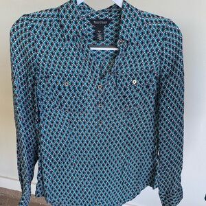 White House Black Market Blue Geometric Patterned Blouse